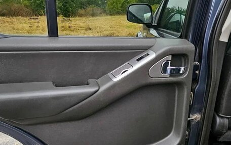 Nissan Pathfinder, 2005 год, 900 000 рублей, 10 фотография