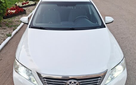 Toyota Camry, 2014 год, 1 800 000 рублей, 2 фотография