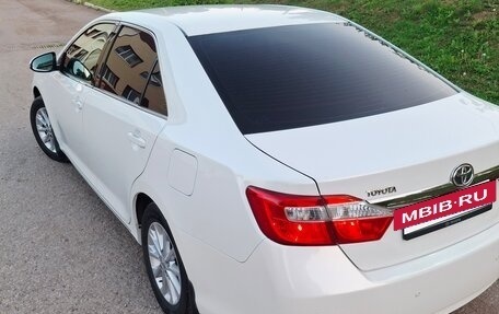 Toyota Camry, 2014 год, 1 800 000 рублей, 8 фотография