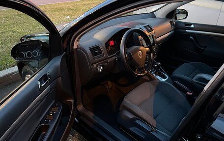 Volkswagen Golf V, 2004 год, 800 000 рублей, 7 фотография