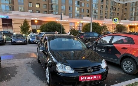 Volkswagen Golf V, 2004 год, 800 000 рублей, 3 фотография