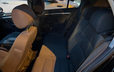 Volkswagen Golf V, 2004 год, 800 000 рублей, 9 фотография
