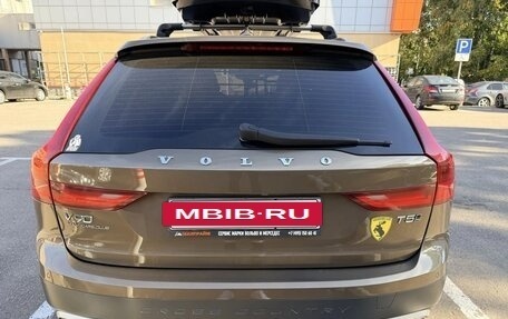 Volvo V90 Cross Country I рестайлинг, 2017 год, 3 300 000 рублей, 3 фотография