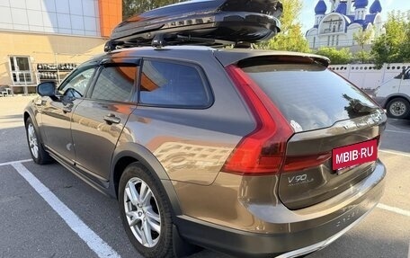 Volvo V90 Cross Country I рестайлинг, 2017 год, 3 300 000 рублей, 6 фотография