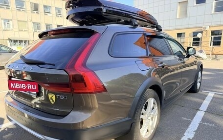 Volvo V90 Cross Country I рестайлинг, 2017 год, 3 300 000 рублей, 5 фотография