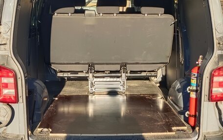 Volkswagen Transporter T6 рестайлинг, 2017 год, 2 650 000 рублей, 10 фотография