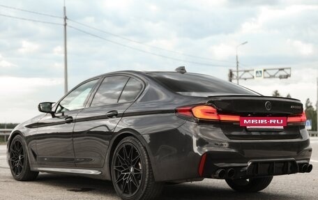 BMW 5 серия, 2019 год, 5 250 000 рублей, 6 фотография