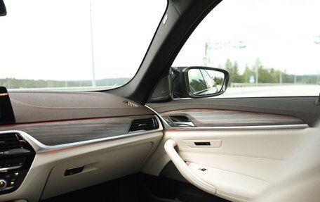 BMW 5 серия, 2019 год, 5 250 000 рублей, 21 фотография
