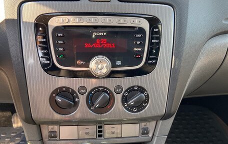 Ford Focus II рестайлинг, 2011 год, 705 000 рублей, 10 фотография