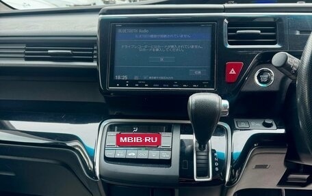 Honda Stepwgn IV, 2017 год, 1 849 000 рублей, 16 фотография