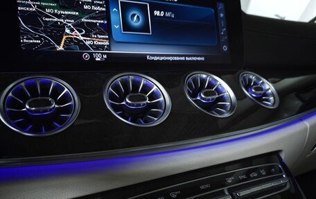 Mercedes-Benz E-Класс, 2019 год, 4 085 000 рублей, 22 фотография