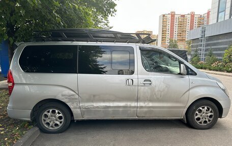 Hyundai Grand Starex Grand Starex I рестайлинг 2, 2010 год, 1 200 000 рублей, 5 фотография