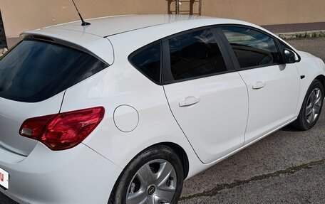 Opel Astra J, 2012 год, 700 000 рублей, 5 фотография