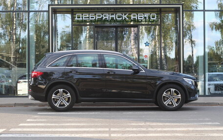 Mercedes-Benz GLC, 2018 год, 3 220 000 рублей, 4 фотография