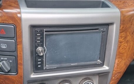 Nissan Patrol, 2007 год, 1 800 000 рублей, 10 фотография