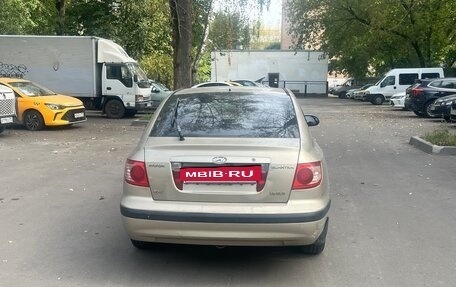Hyundai Elantra III, 2005 год, 300 000 рублей, 2 фотография