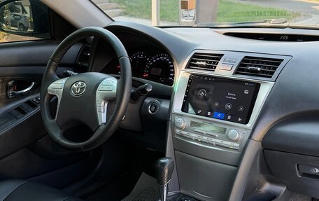 Toyota Camry, 2010 год, 1 070 000 рублей, 8 фотография