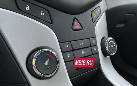 Chevrolet Cruze II, 2013 год, 929 000 рублей, 10 фотография