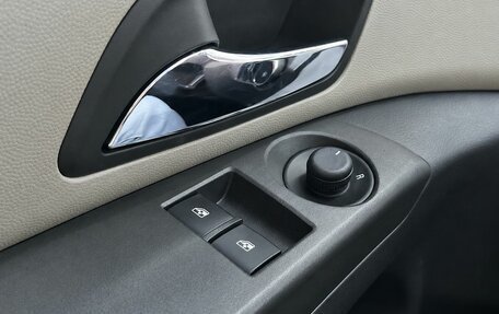 Chevrolet Cruze II, 2013 год, 929 000 рублей, 13 фотография