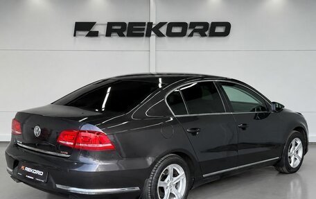Volkswagen Passat B7, 2011 год, 1 299 000 рублей, 4 фотография
