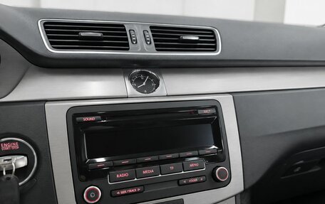 Volkswagen Passat B7, 2011 год, 1 299 000 рублей, 11 фотография