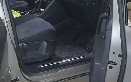 Volkswagen Tiguan II, 2018 год, 2 750 000 рублей, 4 фотография