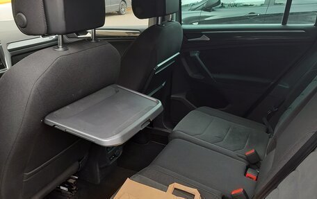Volkswagen Tiguan II, 2018 год, 2 750 000 рублей, 8 фотография