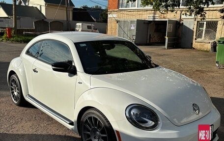 Volkswagen Beetle, 2015 год, 1 750 000 рублей, 13 фотография