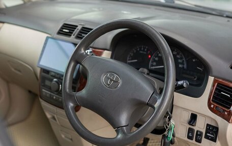 Toyota Ipsum II, 2001 год, 565 000 рублей, 11 фотография