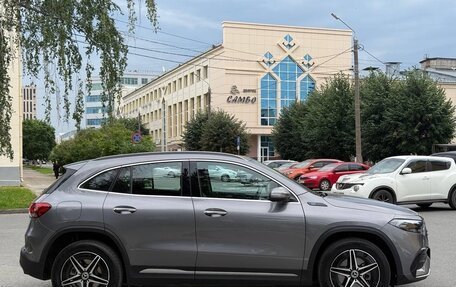 Mercedes-Benz EQA, 2021 год, 4 400 000 рублей, 2 фотография