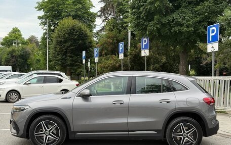 Mercedes-Benz EQA, 2021 год, 4 400 000 рублей, 3 фотография