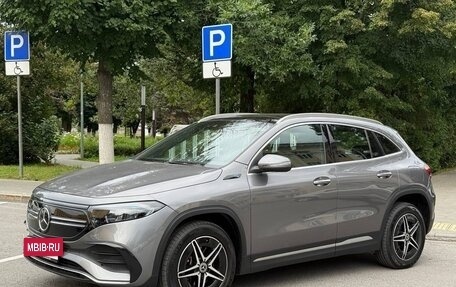 Mercedes-Benz EQA, 2021 год, 4 400 000 рублей, 4 фотография