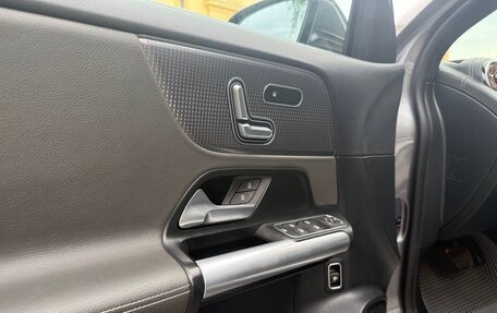 Mercedes-Benz EQA, 2021 год, 4 400 000 рублей, 19 фотография