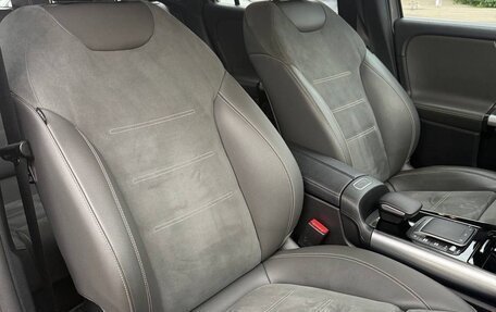 Mercedes-Benz EQA, 2021 год, 4 400 000 рублей, 25 фотография