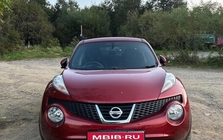 Nissan Juke II, 2010 год, 750 000 рублей, 1 фотография