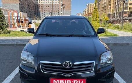 Toyota Avensis III рестайлинг, 2008 год, 695 000 рублей, 1 фотография
