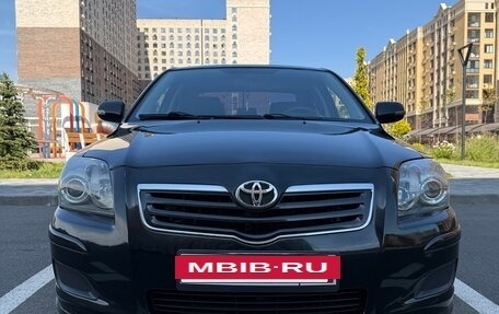 Toyota Avensis III рестайлинг, 2008 год, 695 000 рублей, 2 фотография