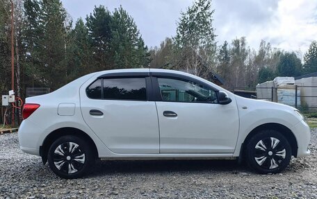 Renault Logan II, 2016 год, 650 000 рублей, 4 фотография
