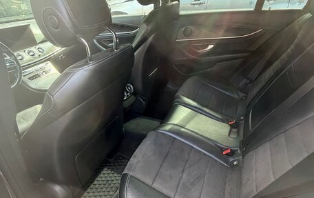 Mercedes-Benz E-Класс, 2018 год, 3 000 000 рублей, 8 фотография
