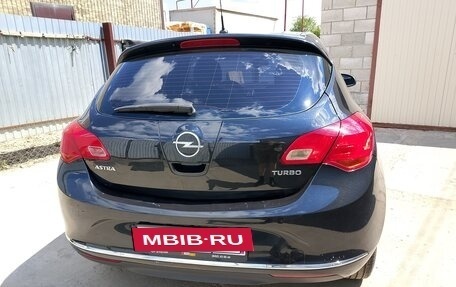 Opel Astra J, 2013 год, 730 000 рублей, 4 фотография