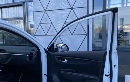 KIA Rio IV, 2021 год, 1 749 000 рублей, 25 фотография
