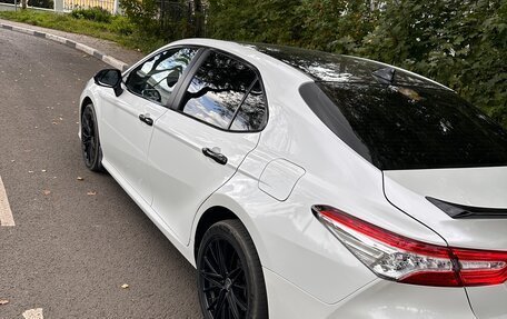 Toyota Camry, 2019 год, 2 750 000 рублей, 6 фотография