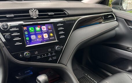 Toyota Camry, 2019 год, 2 750 000 рублей, 7 фотография