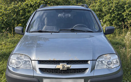 Chevrolet Niva I рестайлинг, 2012 год, 490 000 рублей, 2 фотография