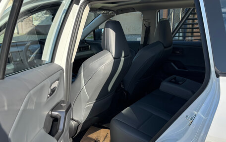 Toyota RAV4, 2026 год, 4 090 000 рублей, 34 фотография
