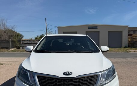 KIA Rio III рестайлинг, 2013 год, 810 000 рублей, 2 фотография