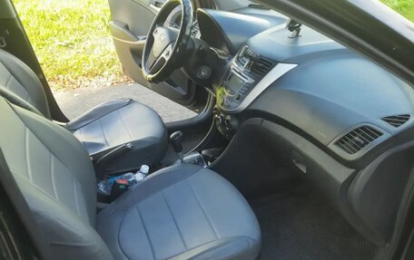Hyundai Solaris II рестайлинг, 2013 год, 745 000 рублей, 9 фотография