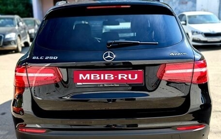 Mercedes-Benz GLC, 2018 год, 3 300 000 рублей, 6 фотография