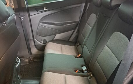 Hyundai Tucson III, 2019 год, 2 180 000 рублей, 18 фотография
