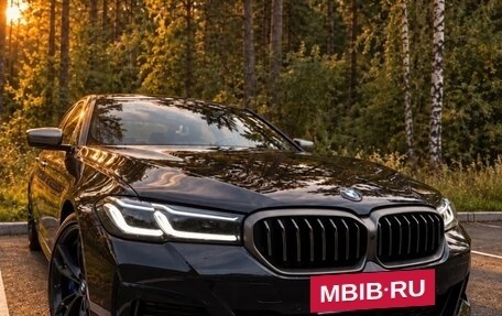 BMW 5 серия, 2021 год, 8 490 000 рублей, 2 фотография
